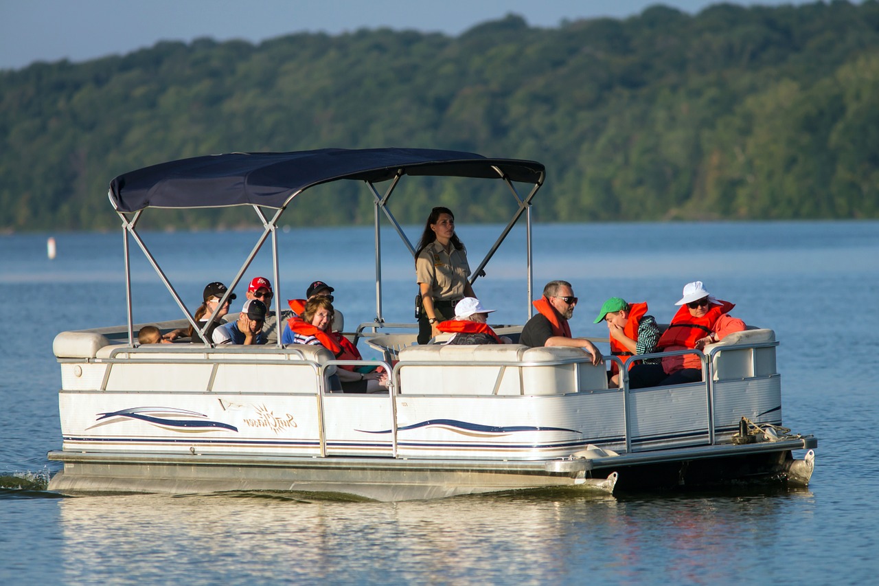pontoon-891835_1280